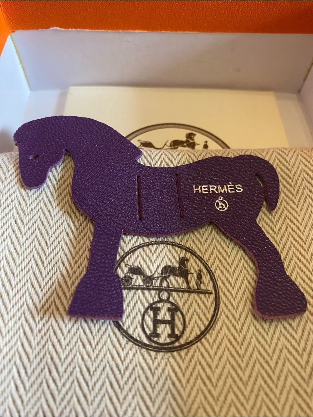 🛍️Hermès Authentic Petit H Purple Leather Horse Bag Charm with Hermes Ribbon